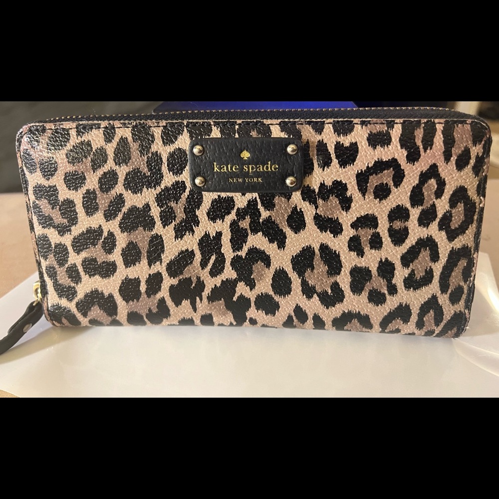 Kate Spade 12 Card Holder Wallet